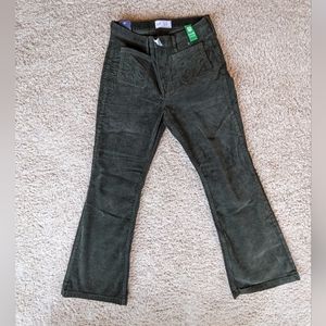 Gap High Rise Corduroy '70s Flare Jeans with Washwell size 32/14R